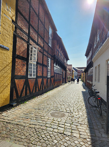 Quedens Gaard Cafe And Boutique Udenfor