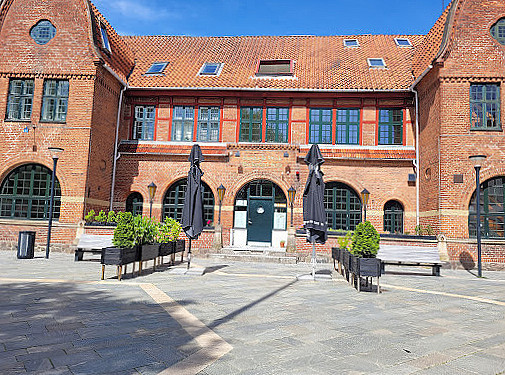 Kinesisk Birkeroed Kro Udenfor