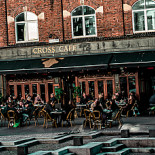 Cross Cafe Udenfor