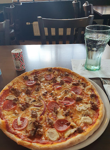 Pizza Burger House Mad