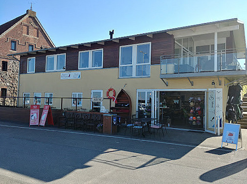 Snaptun Havnebistro Udenfor