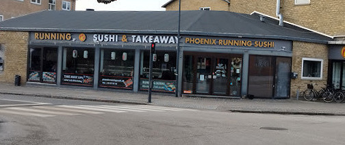 Phoenix Running Sushi Udenfor