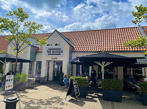 The Burger Udenfor