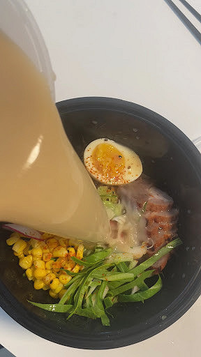 Deng Sushi Og Thai Mad