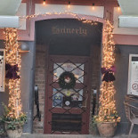 Latinerly Udenfor