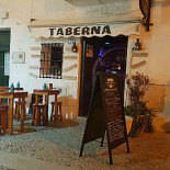 Cafe Mona Udenfor