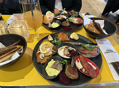 Cafe Vivaldi Mad