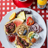 Cafe Jens Otto Mad