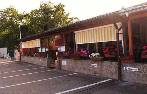 Babas Pizza Og Grill Udenfor