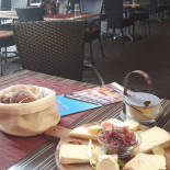 Kraes Cafe Butik Mad
