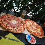 Kongens Pizza Sorte Gryde Mad