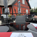 Stoevlet Katrines Hus Udenfor