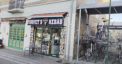 Torvet's Grill Kebab Udenfor