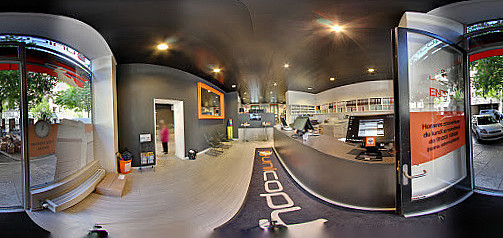 Cafe Oliver Udenfor