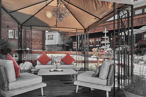 Cafe Waves Udenfor