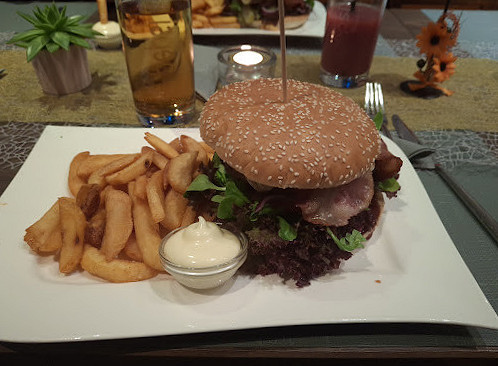 Lido Cafeen Mad