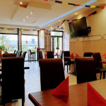 Merløse Pizza Burger House Inde