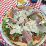 Skovgrillen Og Pizza Mad