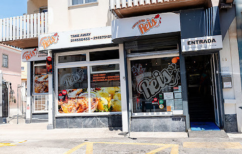 Mamas Pizza Kebabhouse Udenfor
