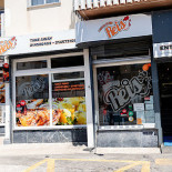 Mamas Pizza Kebabhouse Udenfor