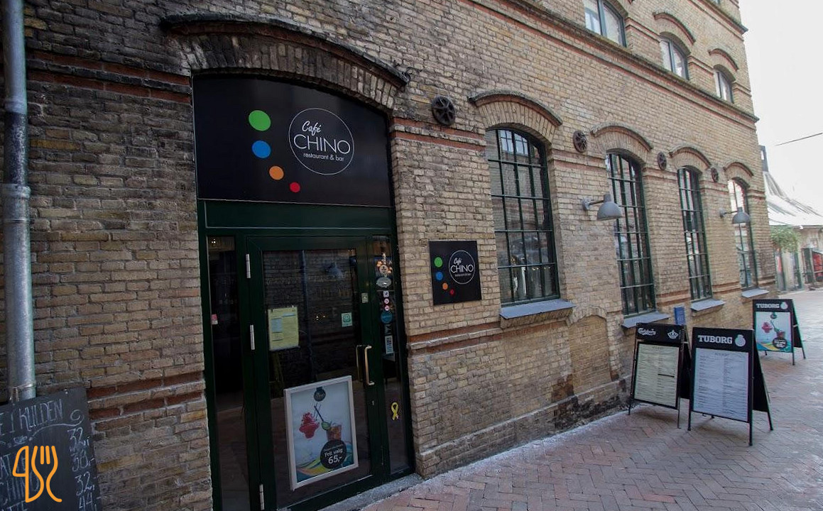 Cafe Chino Udenfor