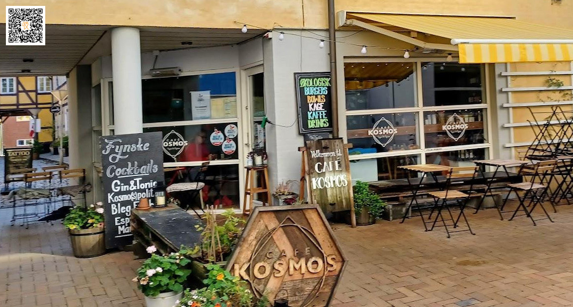 Cafe Kosmos Udenfor