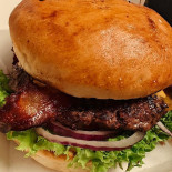 Hotstone Flame Grilled Burger Mad