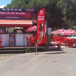 Cafe Mona Udenfor