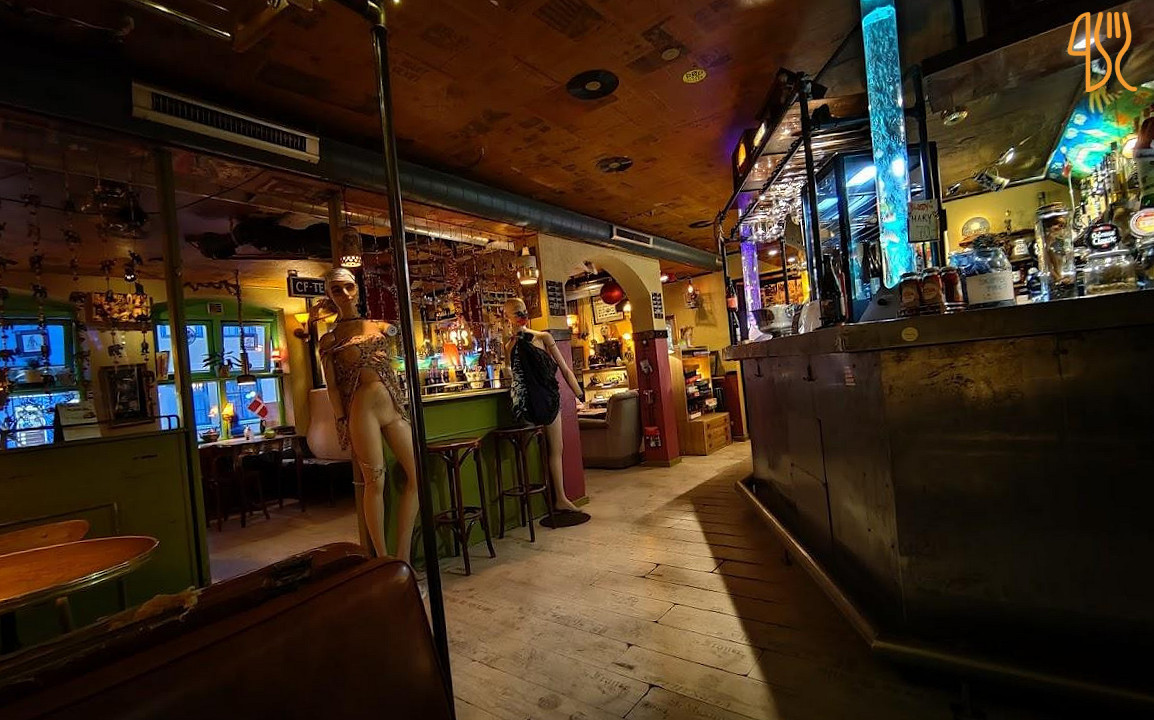 Den Smagløse Café Inde