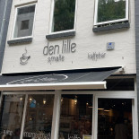 Den Lille Smalle Udenfor