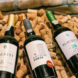 Salute Wine Food Drik