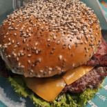 Hafla Burgers Shakes Mad