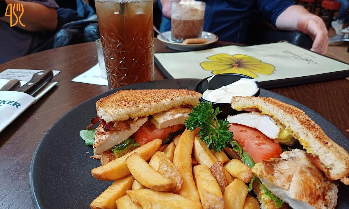 Cafe Vivaldi Mad