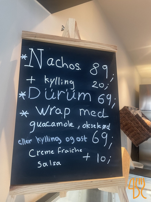 Café Paa Mawi's Menu
