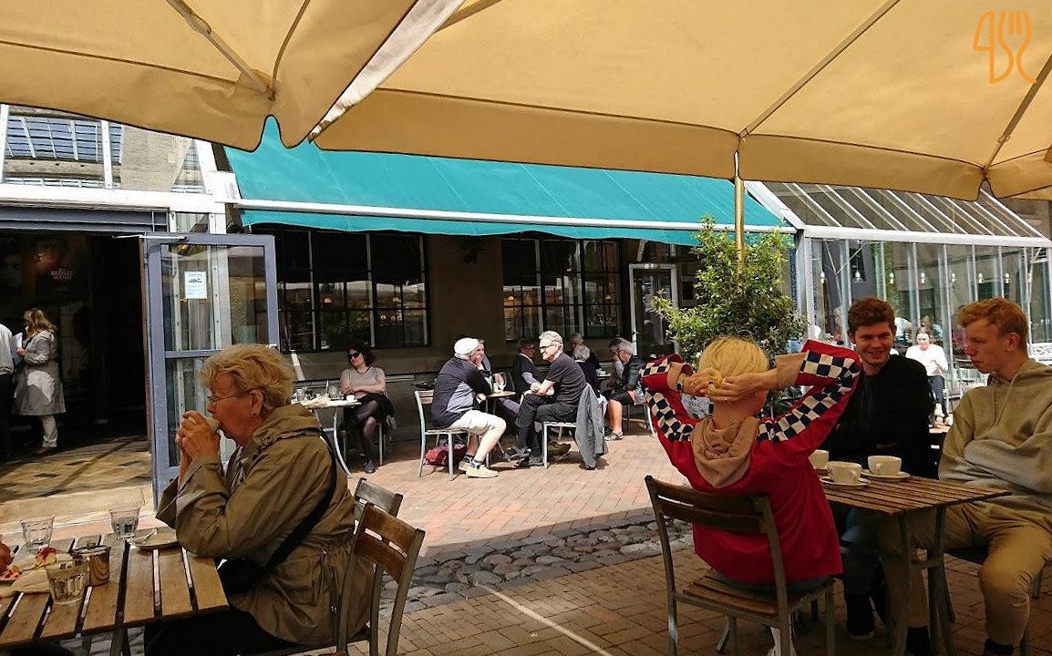 Cafe Biografen Udenfor
