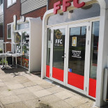 Fast Food Corner Udenfor