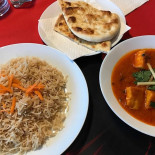 Begum's Indisk Take Away Mad