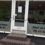 Begum's Indisk Take Away Udenfor