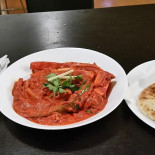 Begum's Indisk Take Away Mad