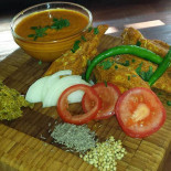 Begum's Indisk Take Away Mad
