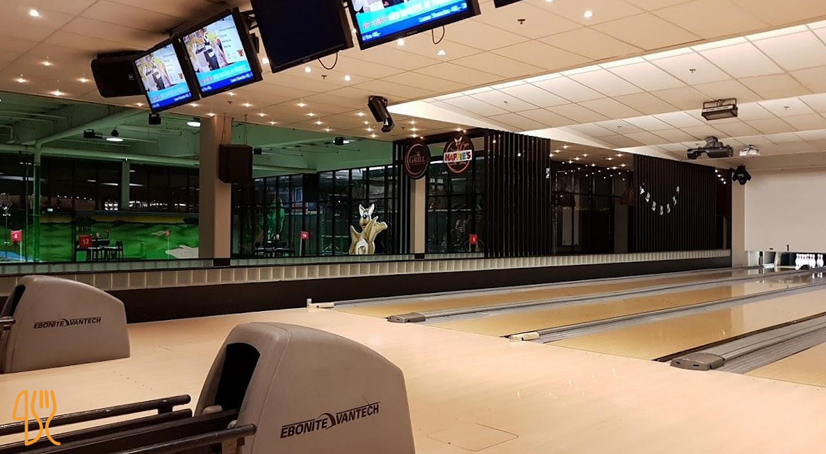 Bowl'n'fun Udenfor