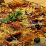 Ariel's Pizza Mad