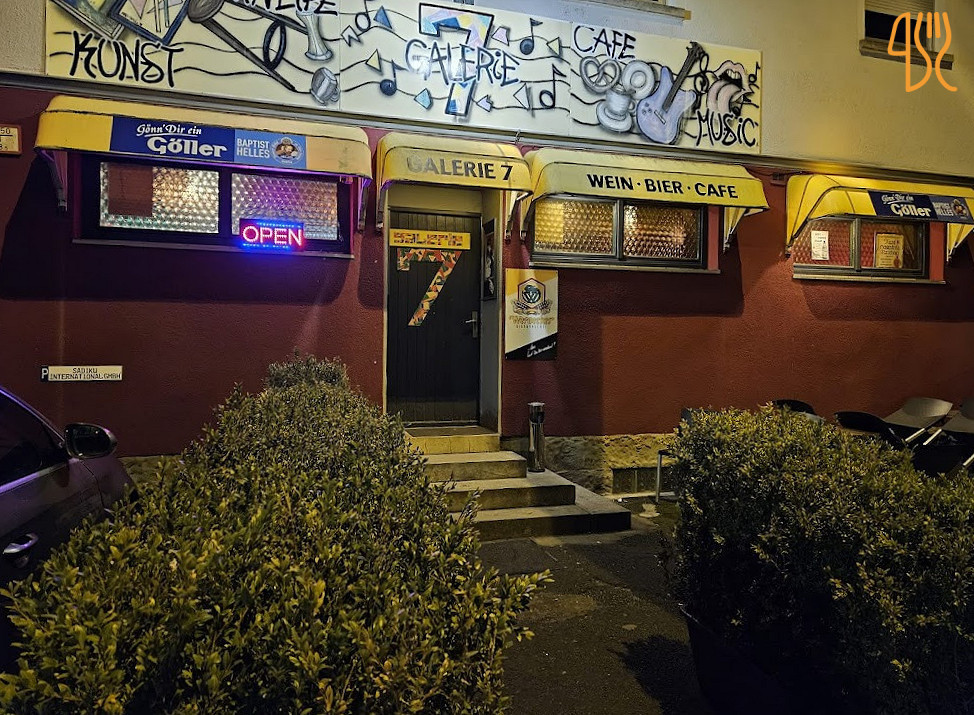 Vaegterkaelderen Udenfor