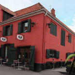 Pakhuset Udenfor