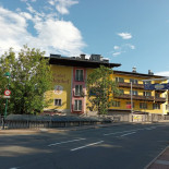 Western Sushi Udenfor
