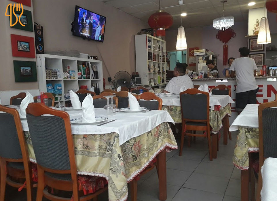 Cafe Jorden Rundt Inde