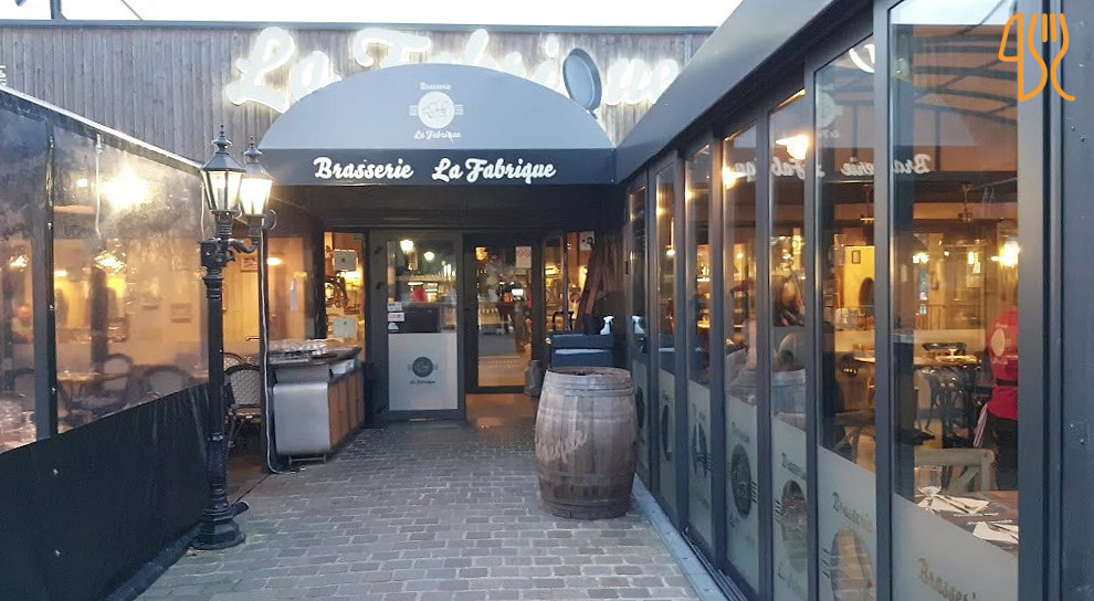 Yoburger Udenfor