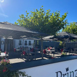 Pizza Bazar Udenfor