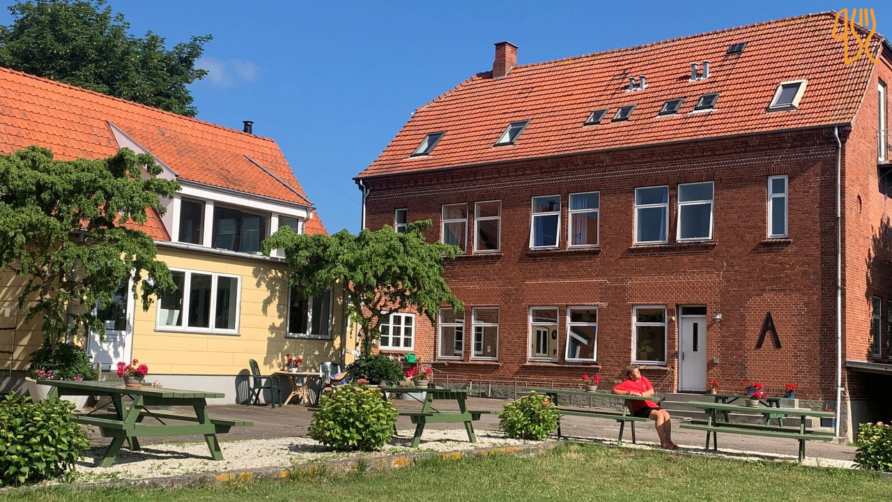Café Ærøhus Udenfor