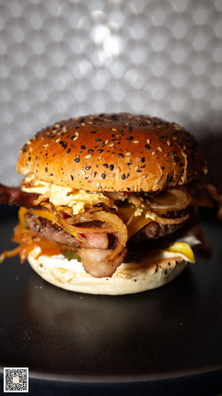 Halifax Burgers Mad